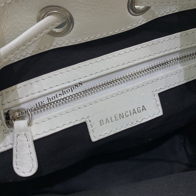 Balenciaga專櫃爆款小號白色肩背包 巴黎世家city水桶包新款機車水桶包 fyj2026